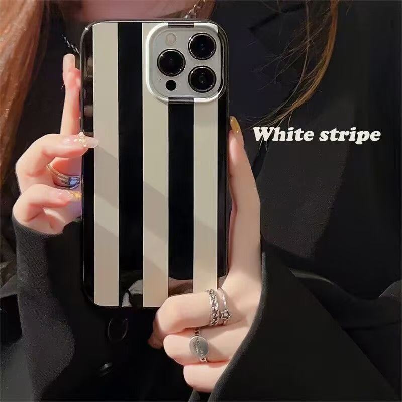 Phone Cases Art - 블랙 화이트 라인 디자인의 소형 니치